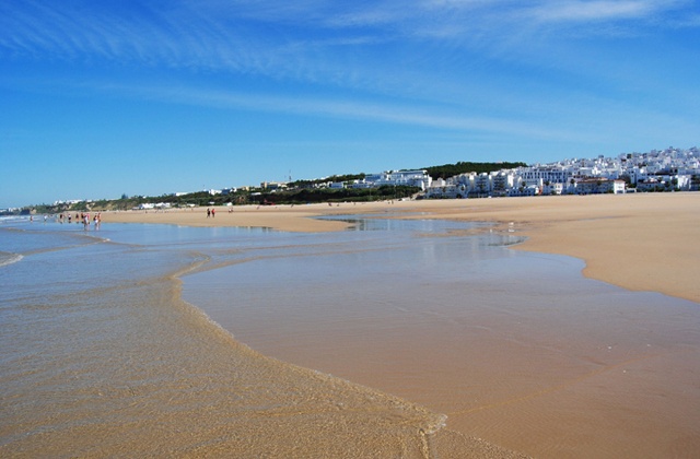 Reinigung Strand von La Fontanilla Conil 