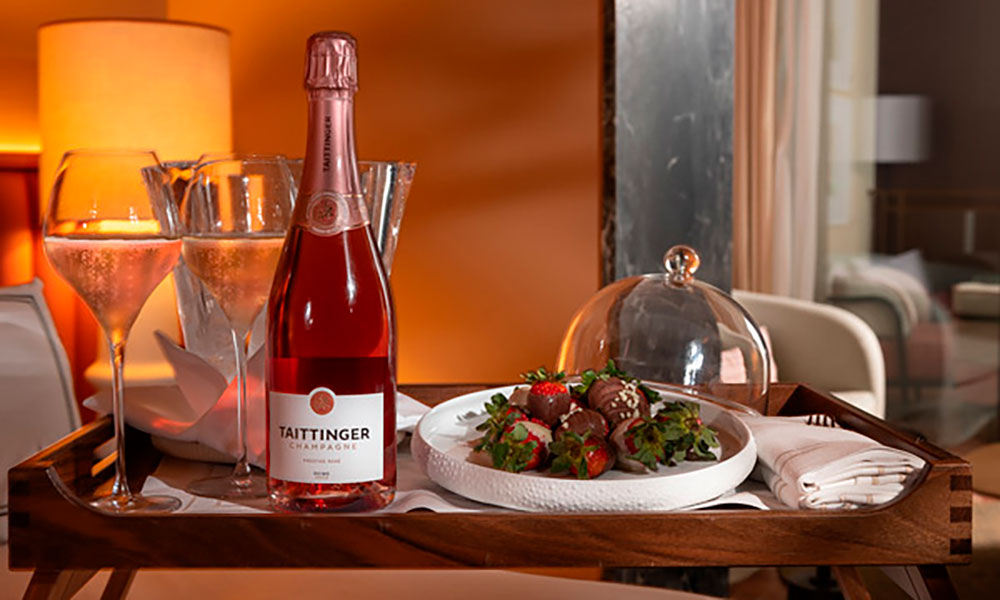 Experiencia Taittinger + strawberry + chocolate El Fuerte Marbella